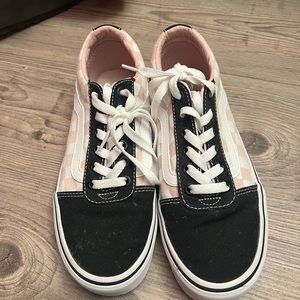 Women’s Vans Size 7
